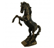 Скульптура Конь